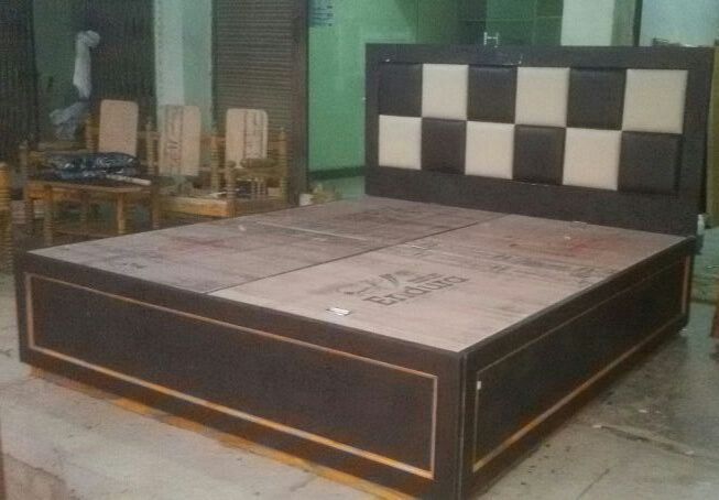 Wooden Diwan Bed 05
