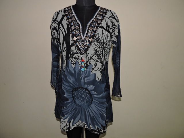 Ladies Kurti 09