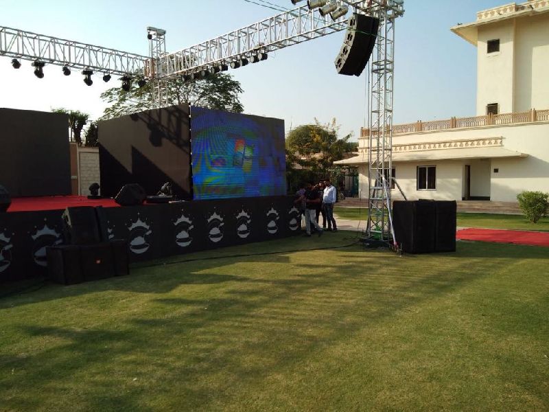 Business Meeting Arrangement 06