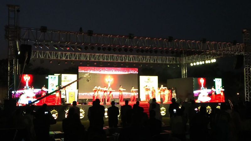 Business Meeting Arrangement 21