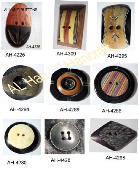 Fancy Horn Button 09