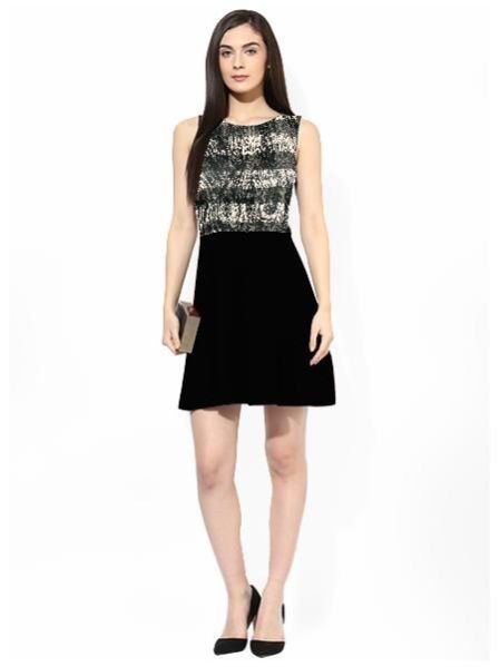 D-44 YoYo Black Western Dress