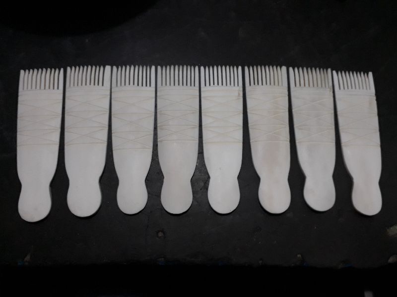 Horn Combs 03