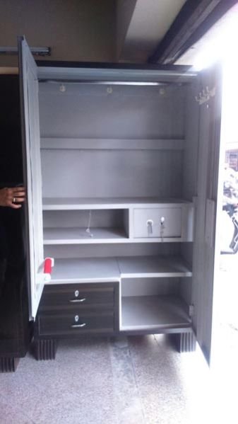 Steel Almirah 17