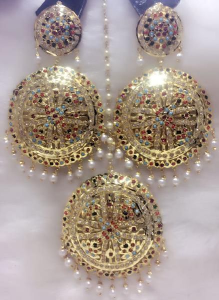 Fashion Earrings With Maang Tikka 05
