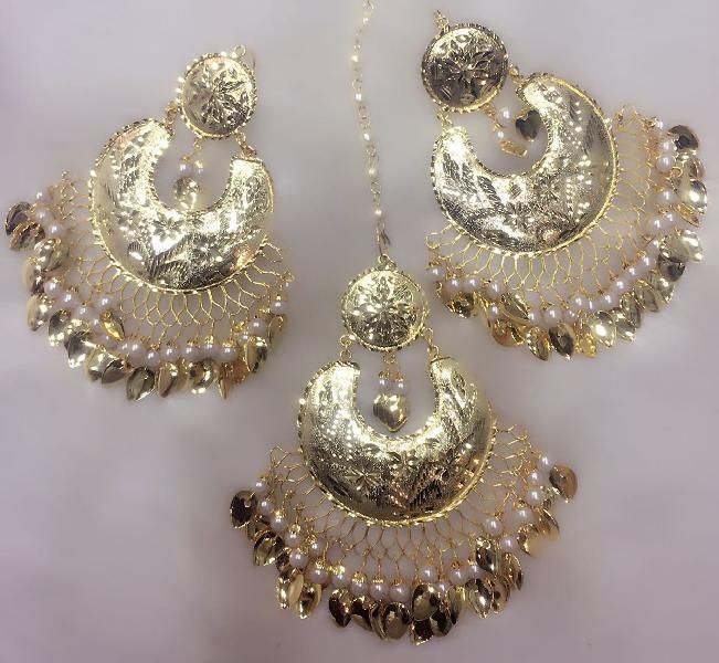 Fashion Earrings With Maang Tikka 07