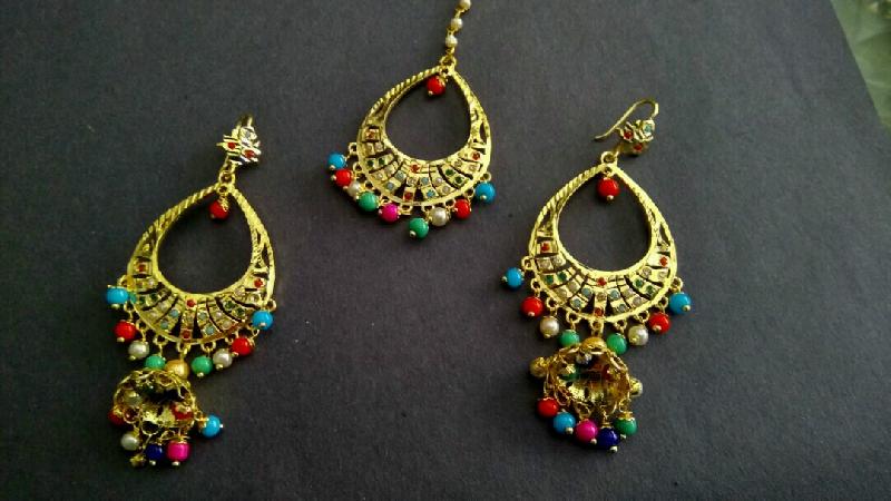 Fashion Earrings With Maang Tikka 15