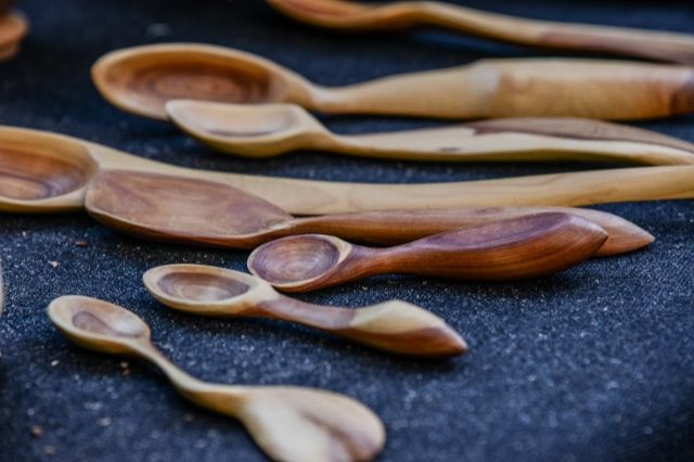 Wooden Handicrafts 01