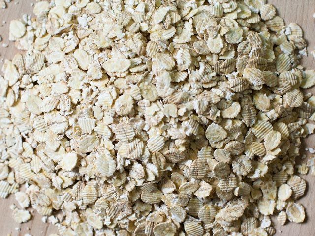 Pearl barley flakes 01