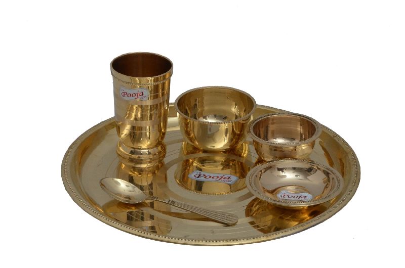 Brass Dinner Plate Set 01