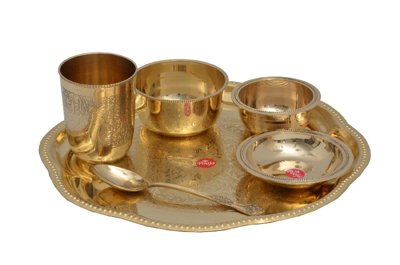 Brass Dinner Plate Set 03