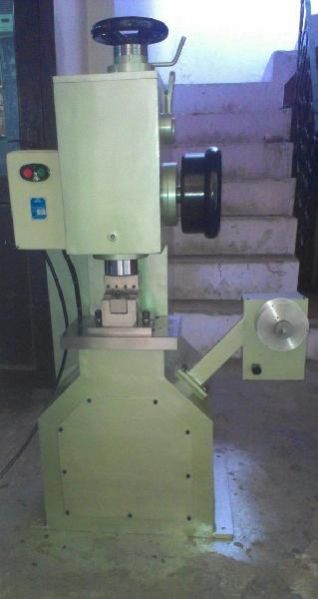 Chain Hammering Machine 02