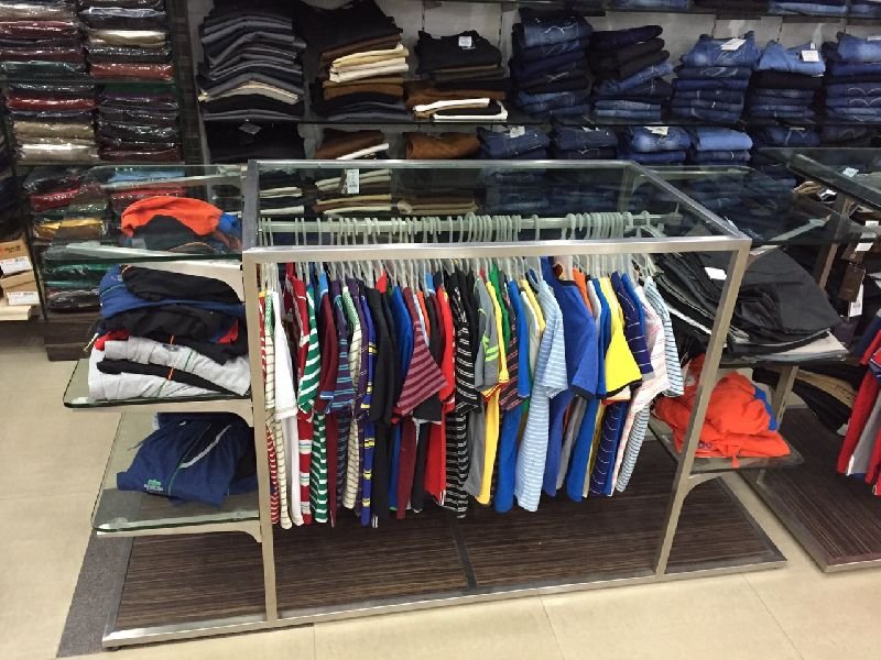 Glass Garment Display Counter 01