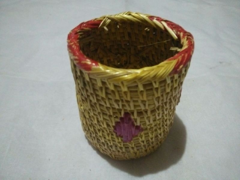 Eco Friendly Pen Stand 01