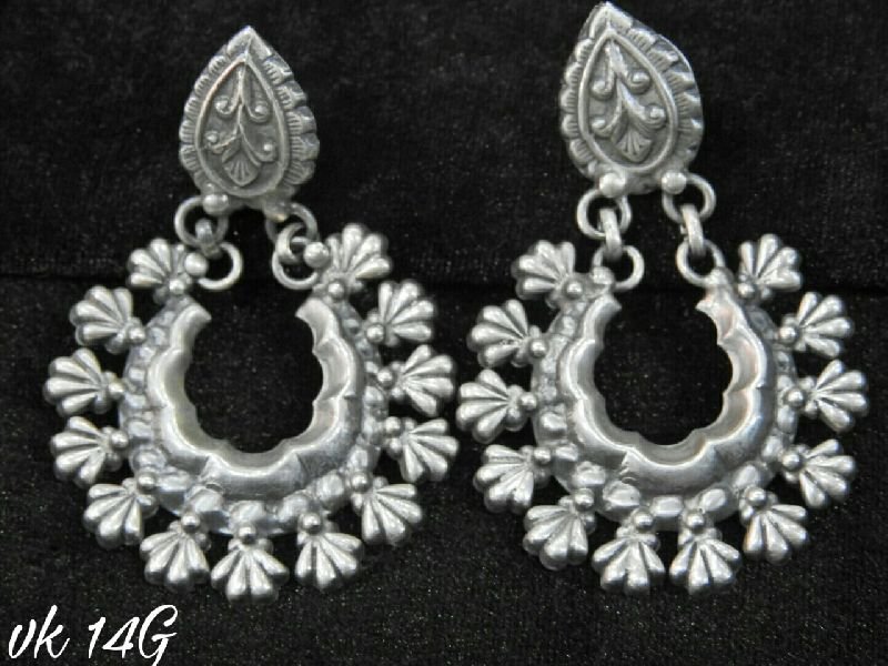 silver earing jewel