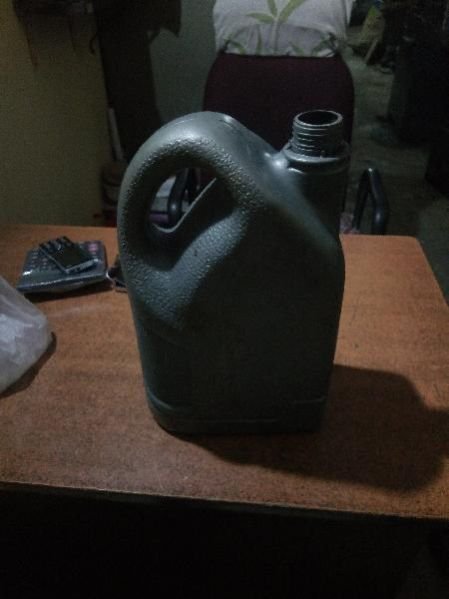 HDPE Can 04