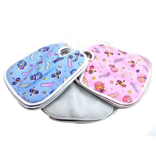 Baby Bib 04