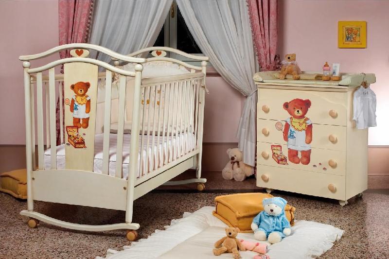 Baby Cot 07