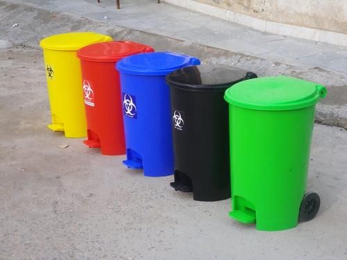 Pedal Plastic Dustbin