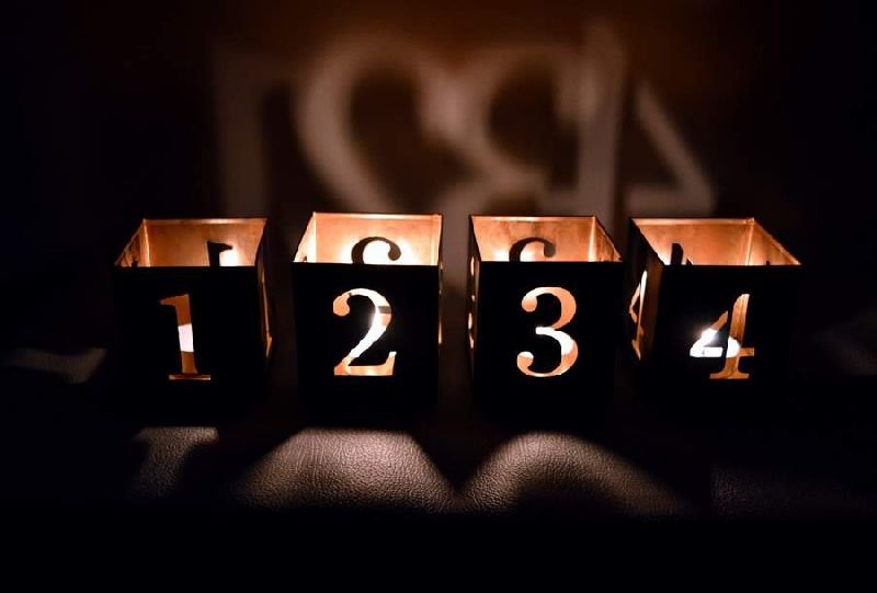 T-Light Candle Holder 08