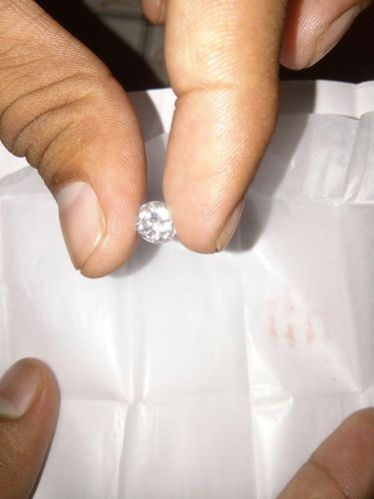 White Moissanite Diamond 04