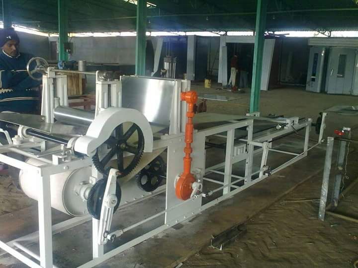 Cashew Nut Cutting Machine 03
