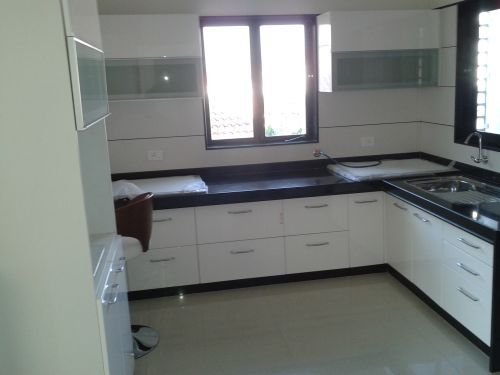 Modular Kitchen 07