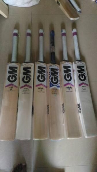 Cricket Bats 02