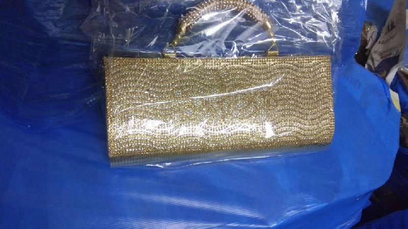 Lady Quinton Clutch 02
