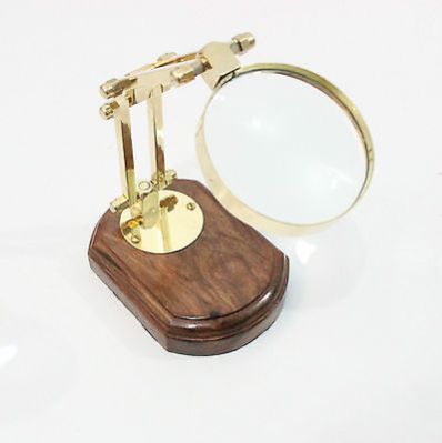 Magnifying Glass 04