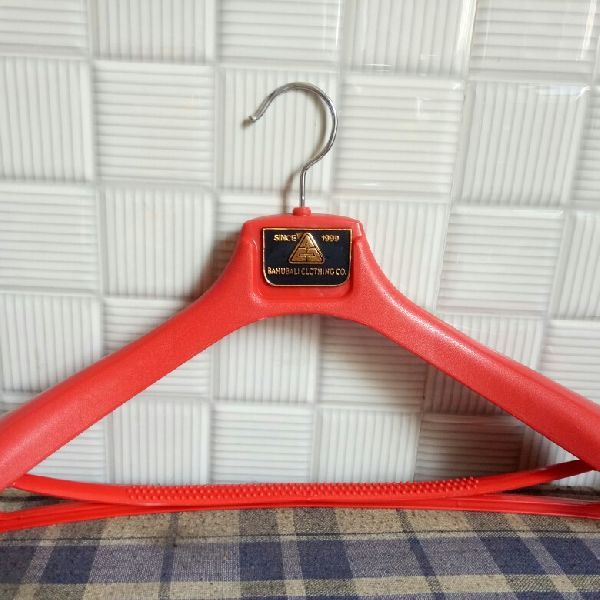 Coat Hanger 01