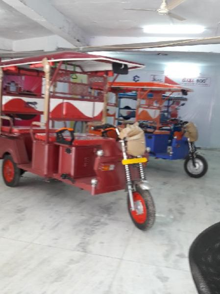 Three Wheeler E-Rickshaw 01
