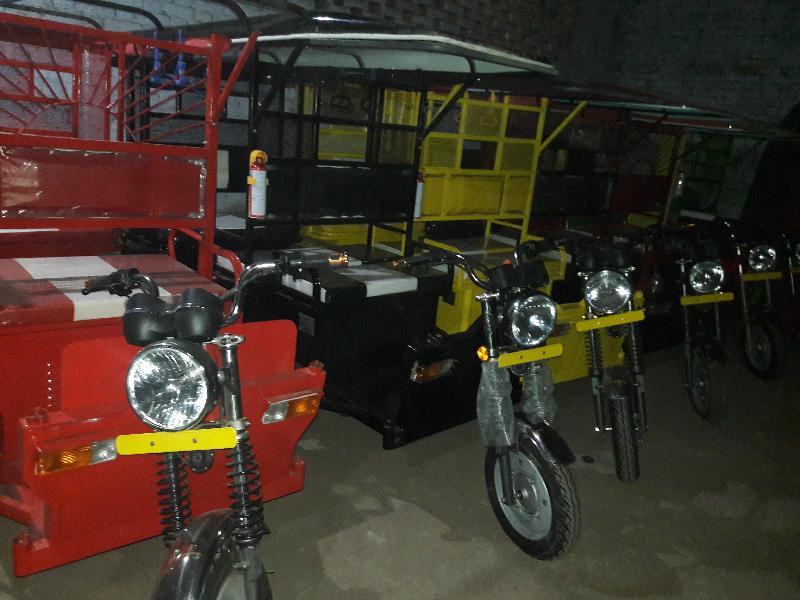 Three Wheeler E-Rickshaw 06