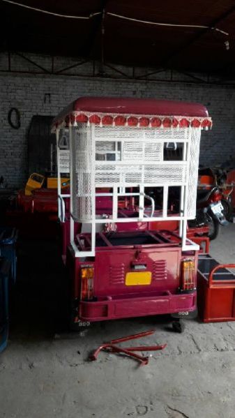 Three Wheeler E-Rickshaw 11