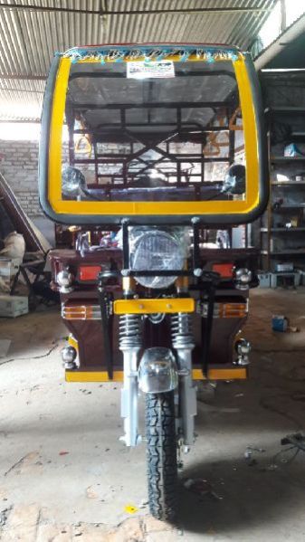 Three Wheeler E-Rickshaw 12