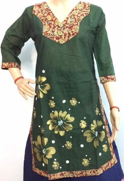 Ladies Handmade Garments 05