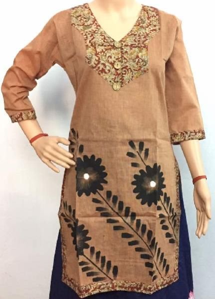 Ladies Handmade Garments 06