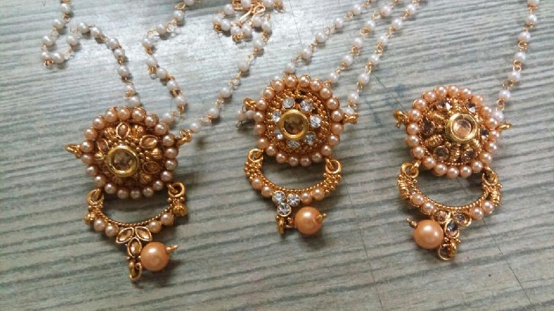 Imitation Jewellery 03