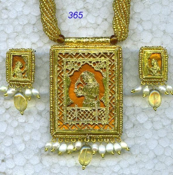 365 Original Thewa Pendant Set