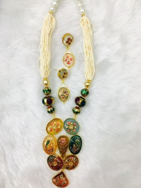 Thewa Necklace Set 04