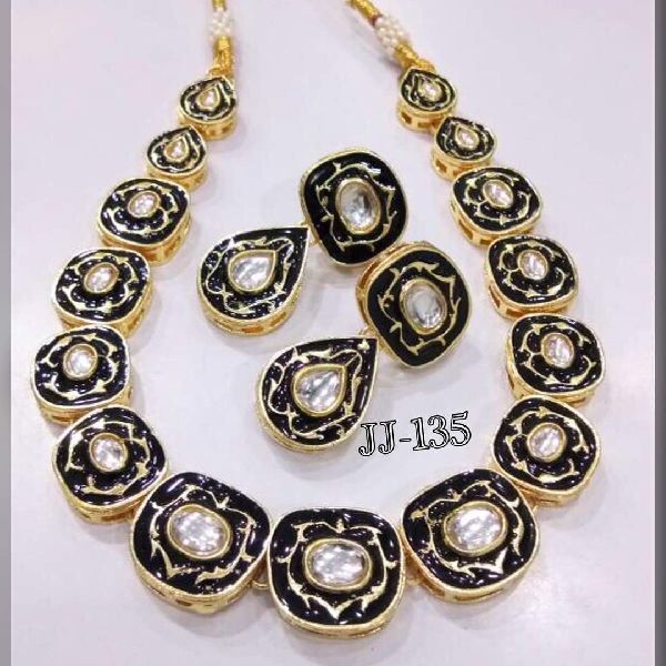 Thewa Necklace Set 10