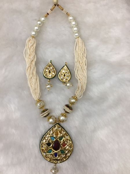 Thewa Necklace Set 19