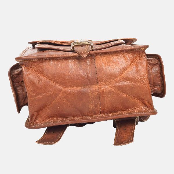 Mens And Womens Handmade Leather Rucksack Bellinger 04