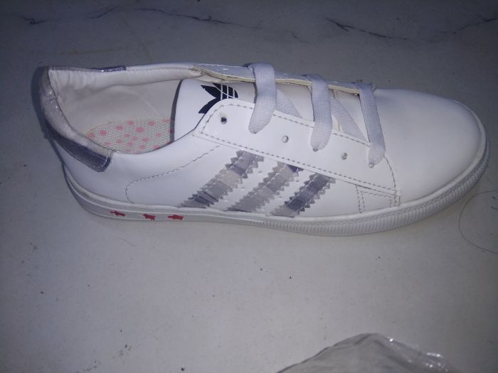 Ladies Sports Shoes 02