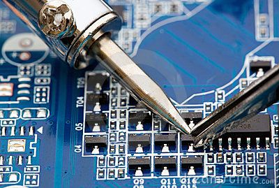 PCB Repairing & Testing Service 03