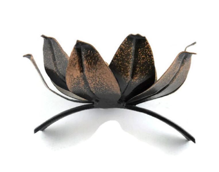 Iron Handcrafted Tea Light Stand 07