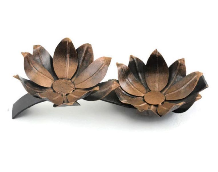 Iron Handcrafted Tea Light Stand 08