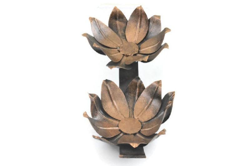 Iron Handcrafted Tea Light Stand 09