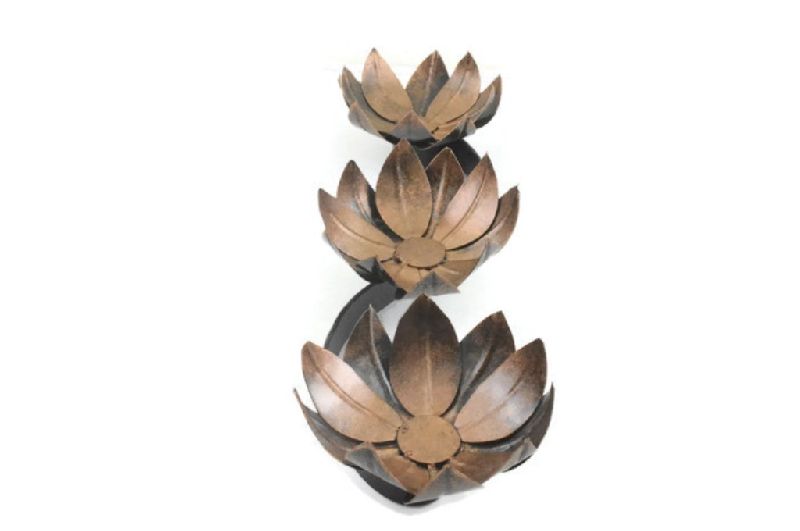 Iron Handcrafted Tea Light Stand 13