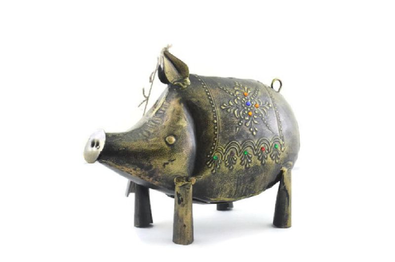 Iron Handmade Pig Shaped Coin Boxes 02